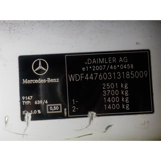 Grille Mercedes-Benz Vito (447.6) (2014 - heden) Van 1.6 109 CDI 16V (OM622.951(R9M-503))