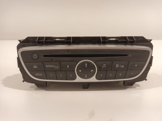 Radio Renault Twingo II (CN) (2007 - 2014) Hatchback 3-drs 1.2 16V (D4F-770)